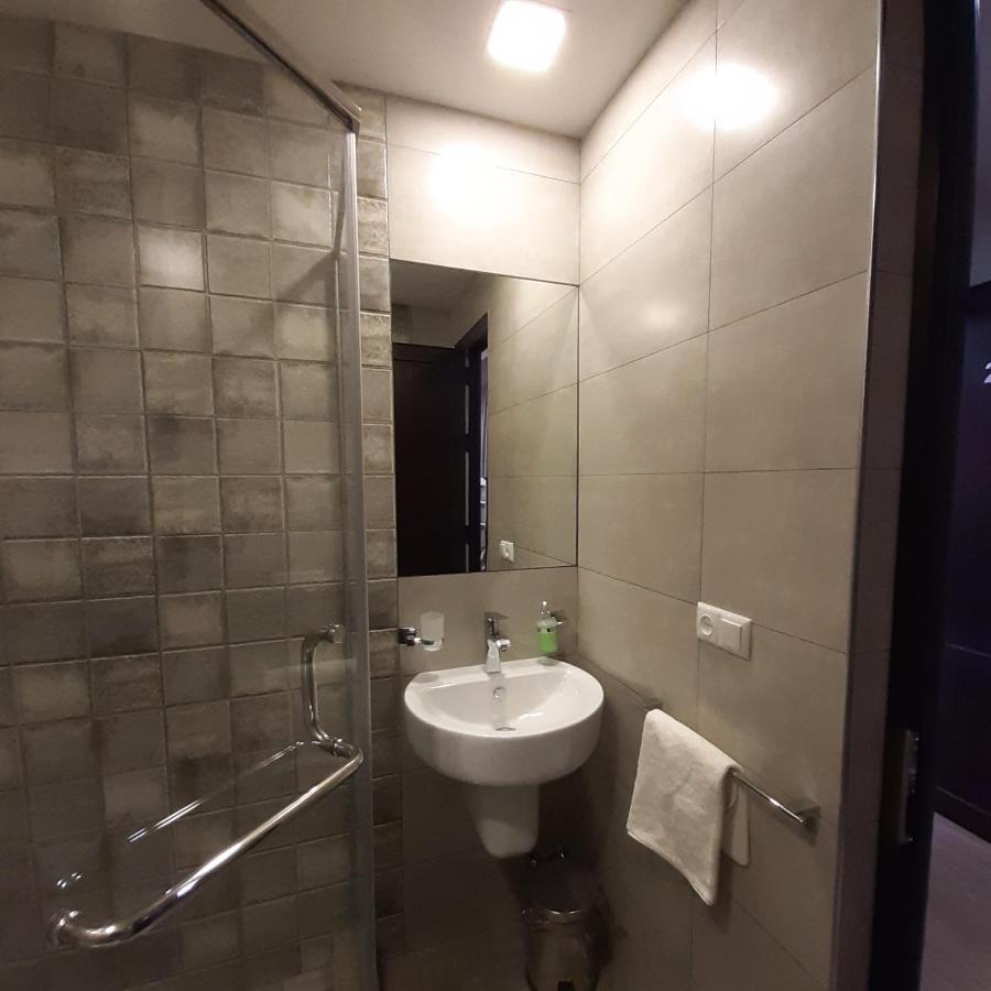 Loft Host Yerevan Exterior photo