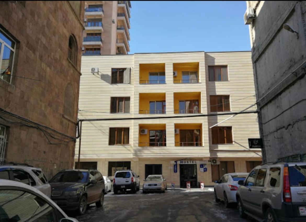 Loft Host Yerevan Exterior photo